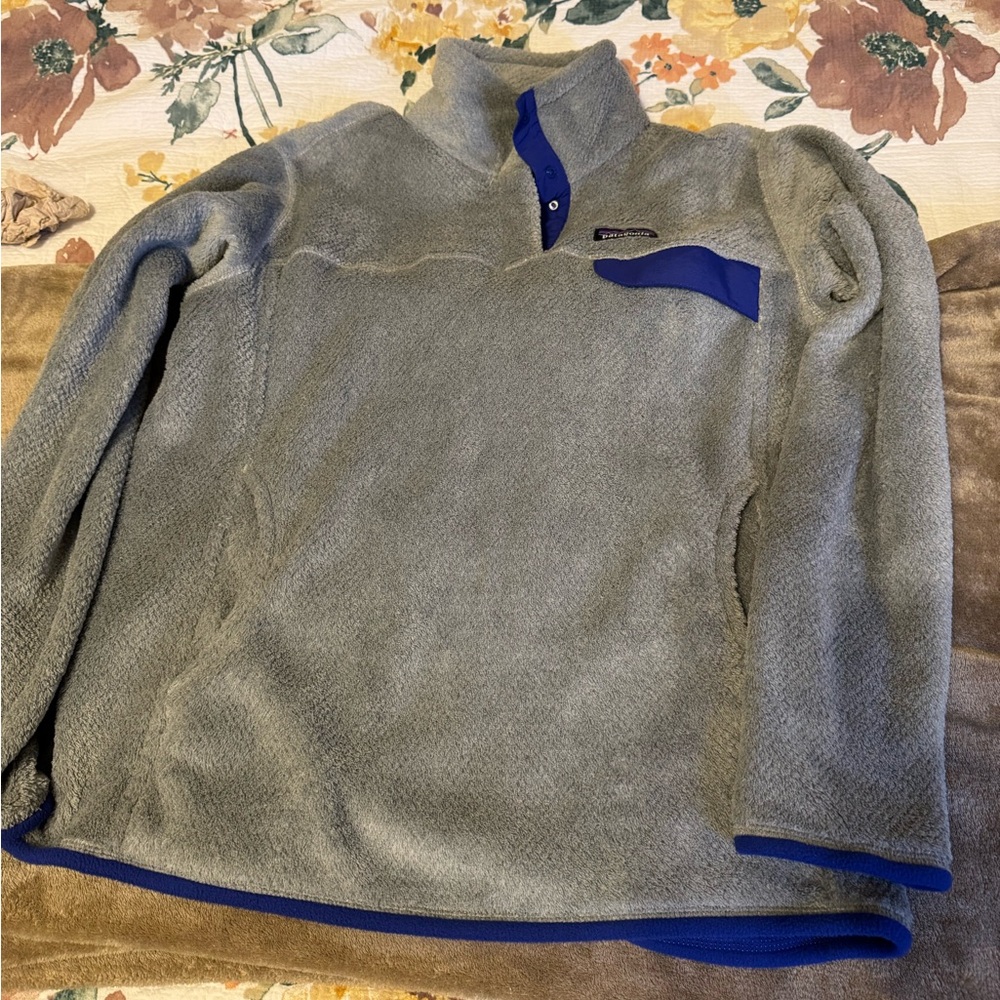L Patagonia Half Button Fleece